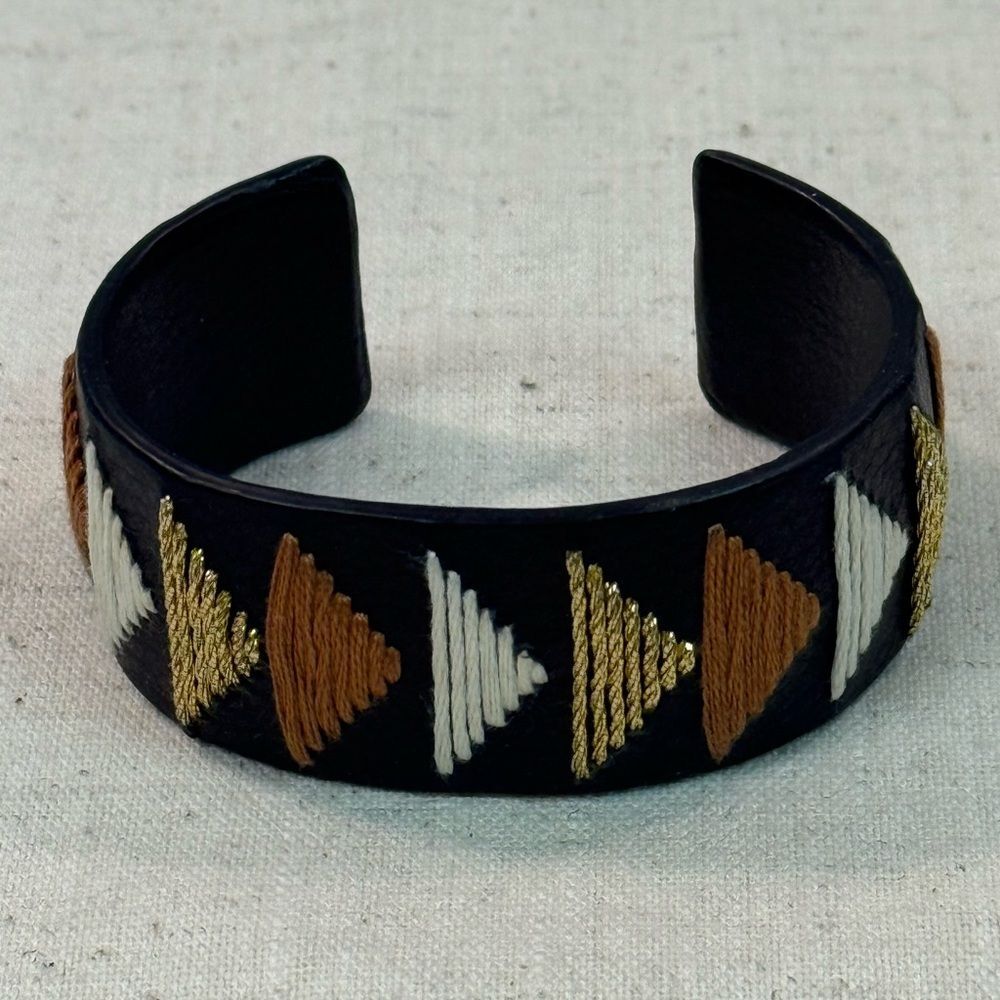 NWOT Vince Camuto Brown Leather Yarn Cuff Bracelet
